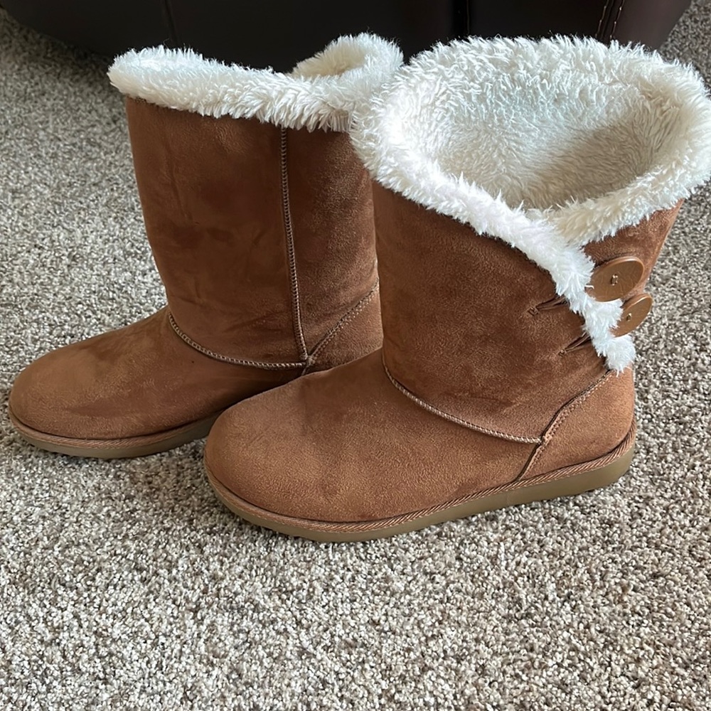 Brown boots